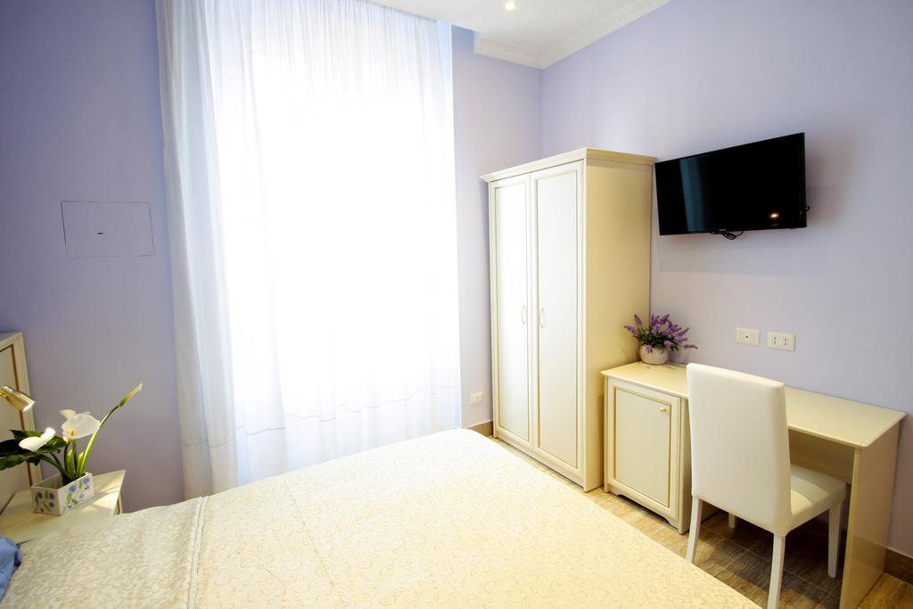 Camere Ondina ローマ 部屋 写真