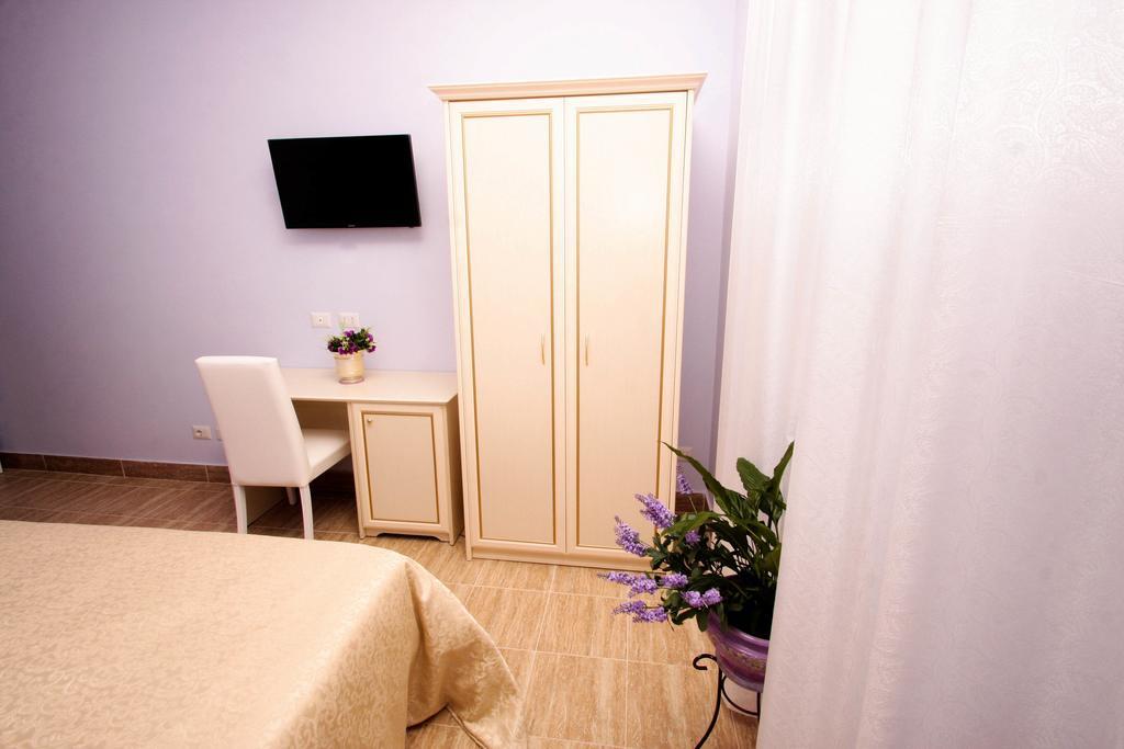 Camere Ondina ローマ 部屋 写真